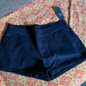 Abercrombie & Fitch shorts size 6 New